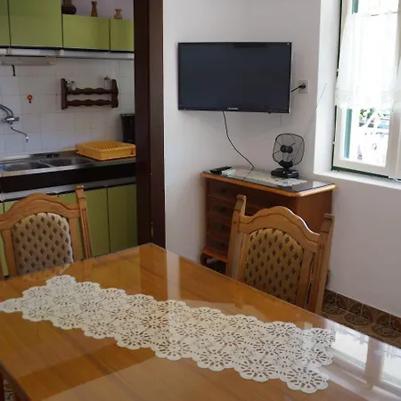 Apartment Srdan *
