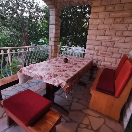 Apartment Srdan Vinisce