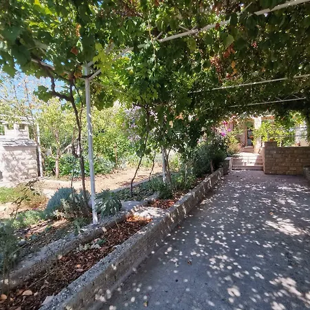 Srdan Apartment Vinisce